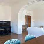 Vittorio Luxury Panoramic Apartment
