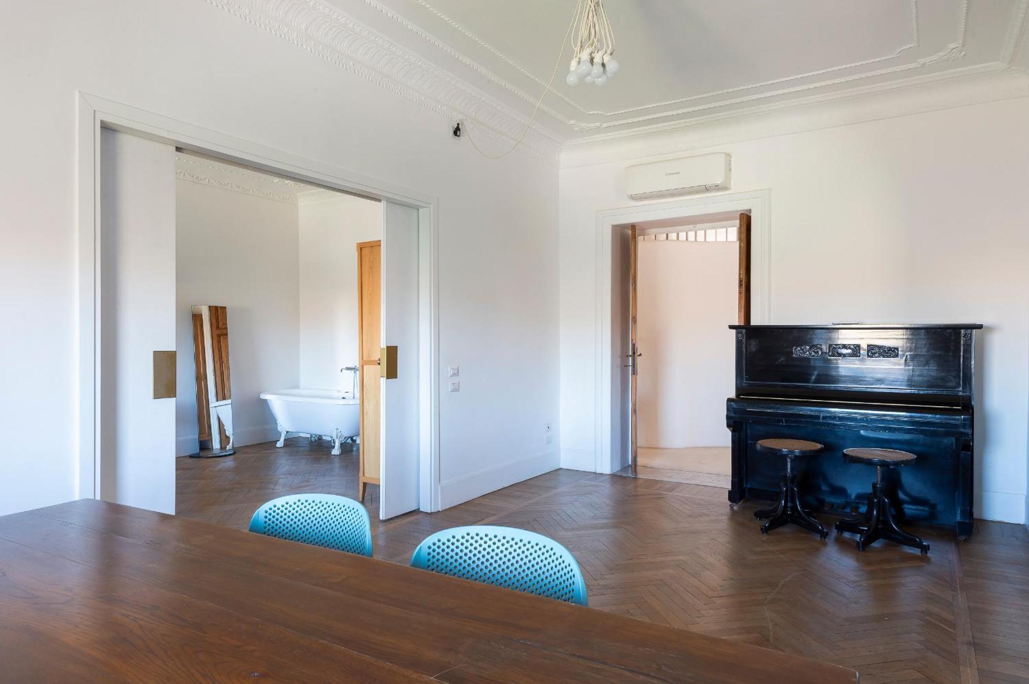 Vittorio Luxury Panoramic *