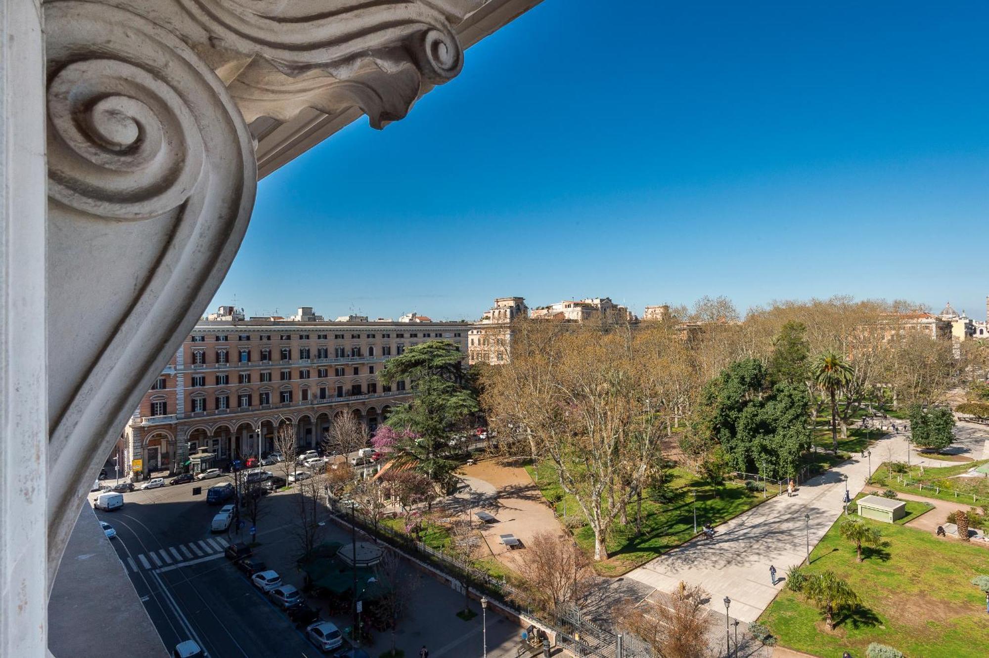 Vittorio Luxury Panoramic *