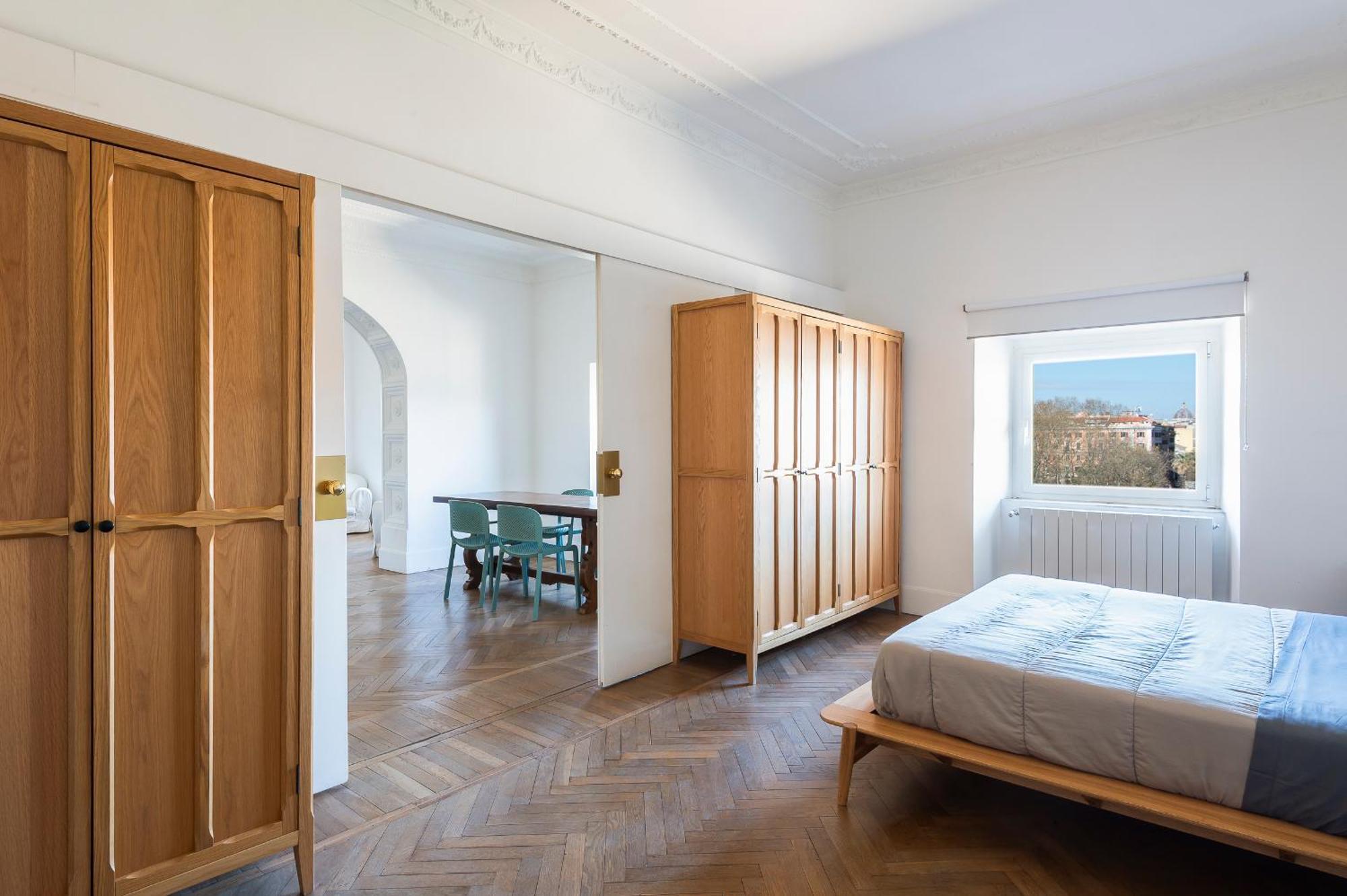 Vittorio Luxury Panoramic Apartment