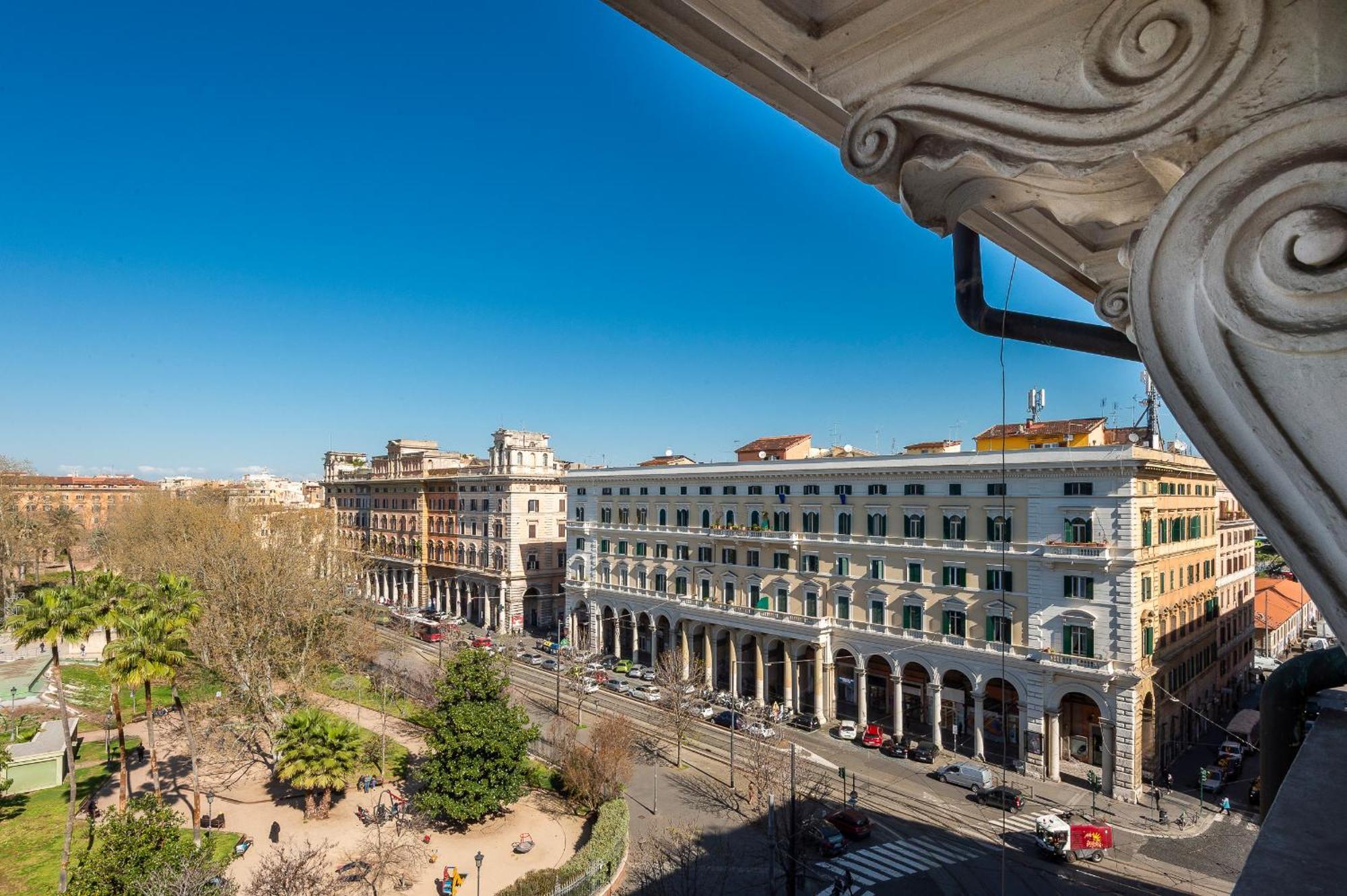 Vittorio Luxury Panoramic Apartment Rom